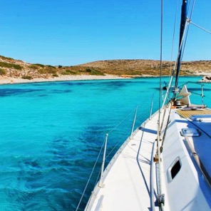 ARKI isola  organizziamo soggiorni nel dodecanneso vacanze in grecia nelle isole greche case con giardino ville con piscina appartamenti affitti estivi settimanali
